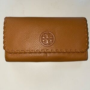 Tory Burch slim leather wallet